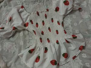 Strawberry top