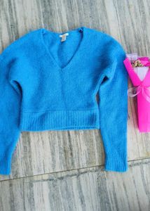 Blue Cropped V-Neck Sweater
