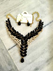 Statement Black Crystal Necklace Set sale offer 🎉