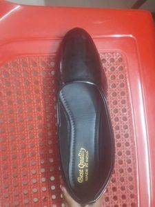 Classic Black Patent Leather Flats