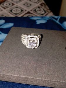 Sparkling Ring
