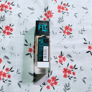 Maybelline New York Normal Foundation And Pendent
