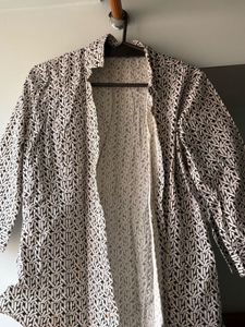 Stylish Printed Kimono Style Top