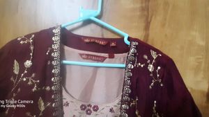 Avaasa set, new without tag