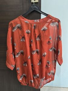 Chic Orange Floral Print Top