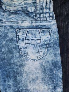 Distressed Acid Wash Skinny Jeans