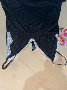 Women's Black Lace Trim Nightgown