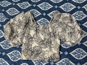 ONLY Floral Puff Sleeve Crop Top