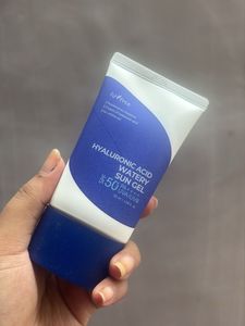 Isntree Hyaluronic Acid Watery Sun Gel SPF 50