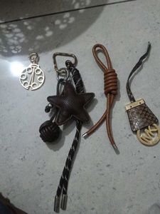 Designer & Novelty Keychains Set 4 piece bag charm