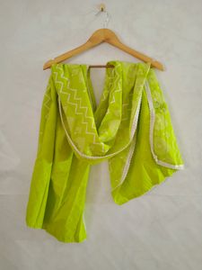 Green Kurta Set (Women)