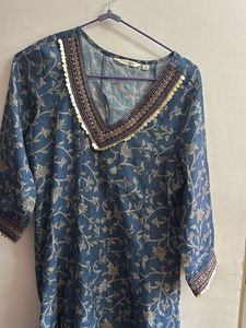 Blue Floral Print Kurta
