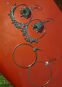 2 Pairs Of Earrings