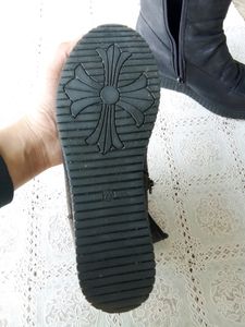 Black Boots