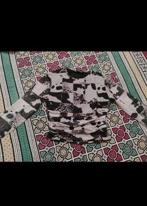 Trendy Graphic Print Mesh Top