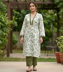 Elegant Leaf Print Kurta Set