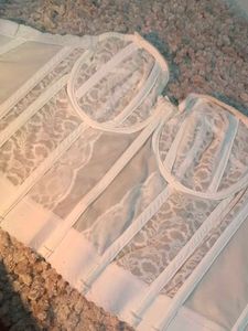 White Lace Strapless Corset Bra