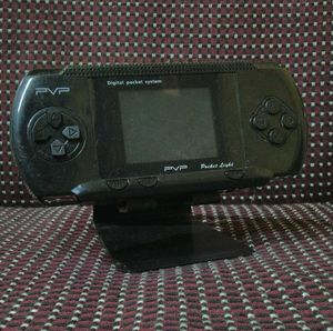 Handheld Game Console