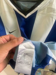 Nike Blue &amp; White Striped T-Shirt (T537)