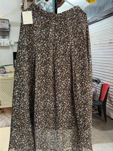 Floral Print Midi Skirt