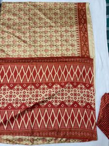 Intricate Traditional Patterns Saree with Blouse