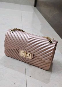 Chic Chevron Quilted Shoulder Bag