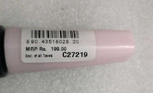 Avon Simply Pretty Waterproof Liquid Eyeliner