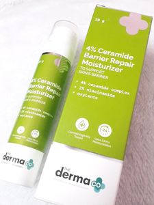 The Derma Co 4% Ceramide Barrier Repair Moisturize
