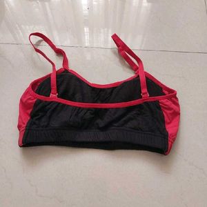 Comfortable Black &amp; Red Sports Bra