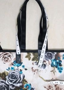 🆕️Flower Print With Leather Purse