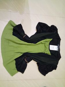 Chic Black &amp; Green babydoll top