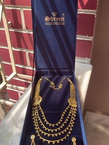 Exquisite Gold Necklace and Earring Set (Lohori)