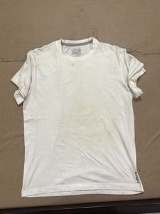 Levi's Basic White T-Shirt