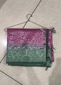 Elegant Silk Saree with Intricate Weave
