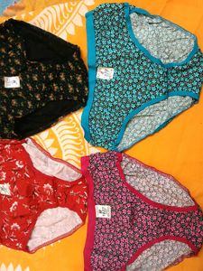 Underwear women set of 4