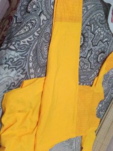Vibrant Yellow Kurta Set haldi ke liye💛