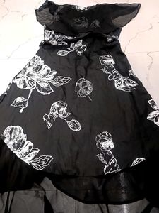 Maxi In Black Colour With White Flower 🧿