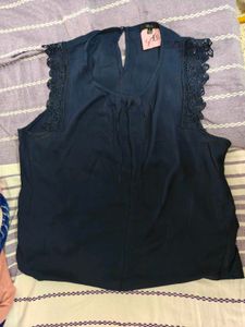 Chic Navy Blue Lace Trim Top