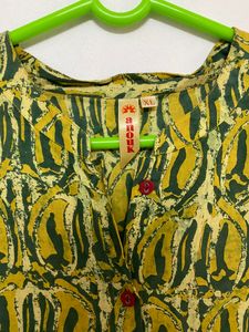 Anouk Kurta- Front Button, No Side Slit