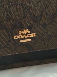 Coach Signature Coffee Brown 🤎