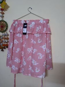Cute Pink Gingham Floral Off-Shoulder Top