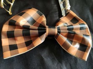 chose Hair Claw Clip accessories