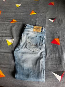 Light Wash Denim Jeans