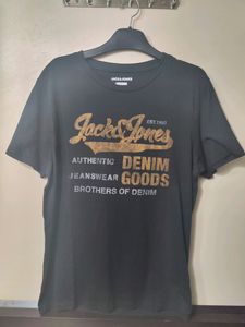 Jack And Jones  Men's Casual Tshirt. New With Tag