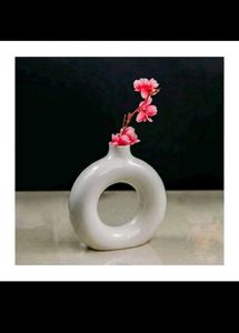 White Donut Vase | Modern Ceramic Ring