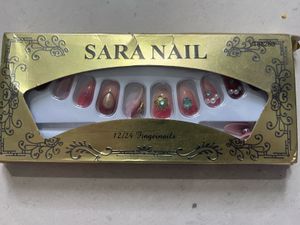 Designer Press-On Nails Set