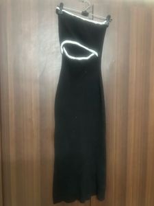 Chic Black Ribbed Cutout Midi Dress