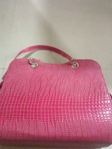 💝t's A Branded Bag 🛍️ Beautiful ❤️ Baby Pink