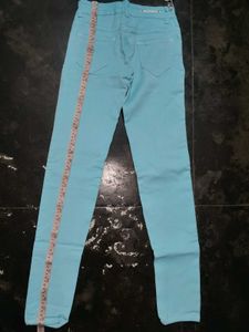 💙 Sky Blue Skinny Fit Jeans – Like New 💙