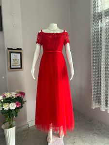 Stunning Red Off-Shoulder Lace Gown